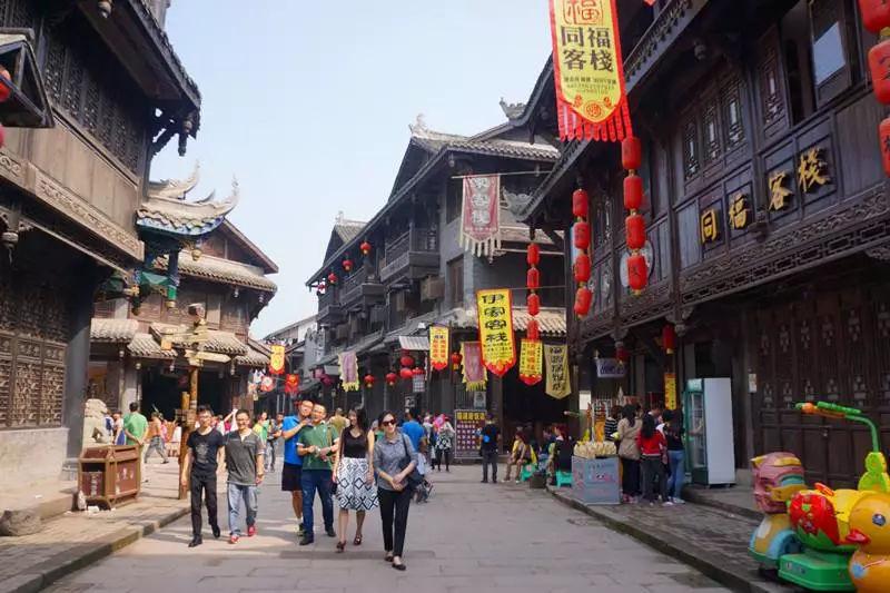 建行莒县“裕农通”业主：小店有个“燕经理”，服务百姓样样通